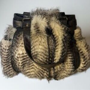 ICING faux leather and fur shoulder bag